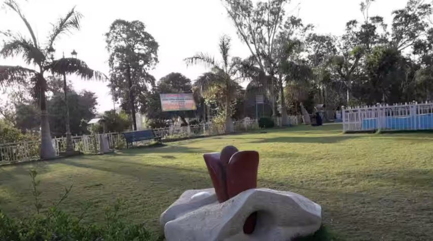 Lakhotiya Garden